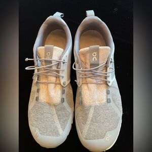 On Running Light Gray Athletic Shoes